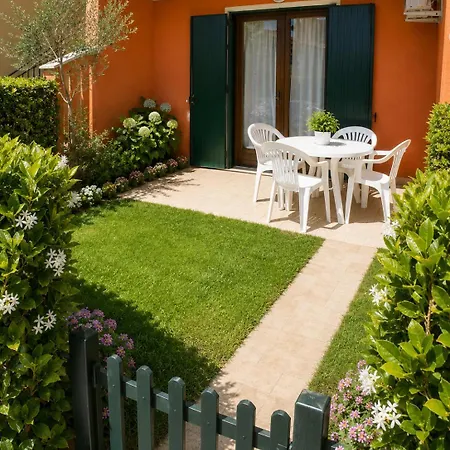 Villaggio Dei Fiori - Agenzia Cocal *