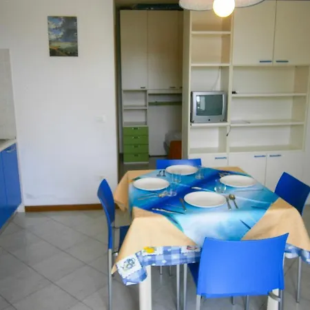Villaggio Dei Fiori - Agenzia Cocal 아파트